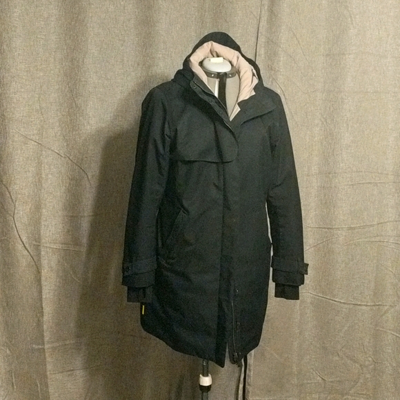 Hooded winter coat - Picture 1 of 10
